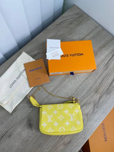 Кошелек Louis Vuitton LUX-67877