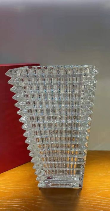 Ваза 22см  Baccarat LUX-68010