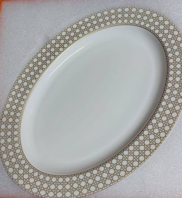 Тарелка сервировочная  LUX-68024