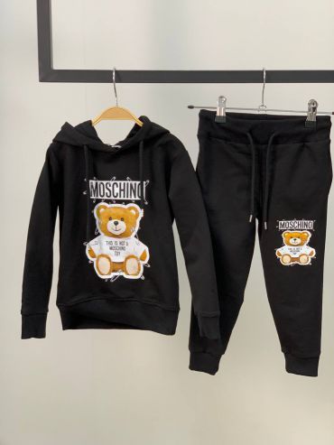 Костюм спортивный Moschino LUX-68236