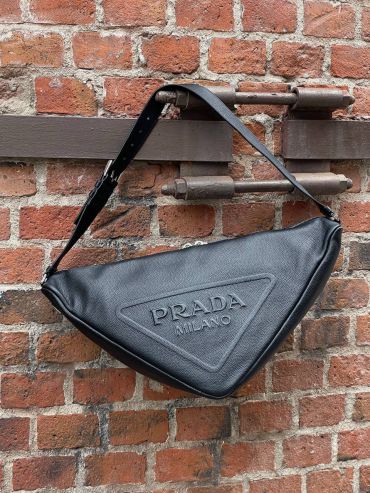 Мессенджер-слинг  Prada LUX-68394