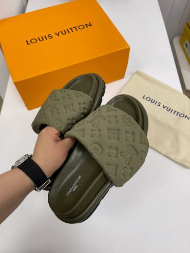 Шлёпанцы Louis Vuitton LUX-68938
