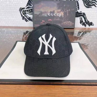 Бейсболка Gucci LUX-69114