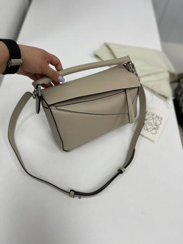 Сумка женская 24 см   Loewe LUX-88014