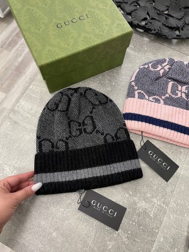 Шапка Celine LUX-98853