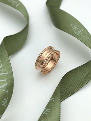 Кольцо  Van Cleef LUX-102686