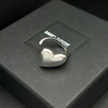 Кольцо Yves Saint Laurent LUX-103126