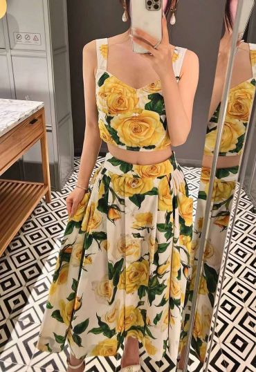 Костюм женский