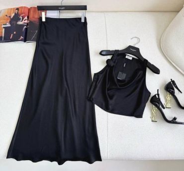 Костюм женский