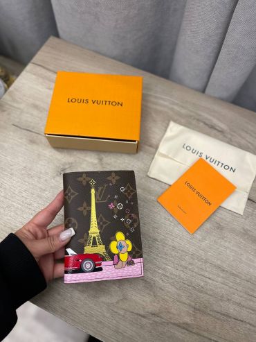 Обложка на паспорт  Louis Vuitton LUX-114026