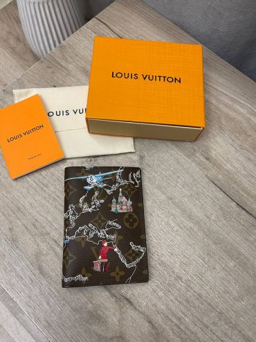 Обложка на паспорт Louis Vuitton LUX-114156