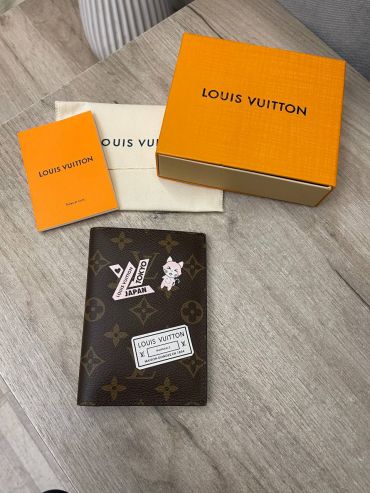 Обложка на паспорт Louis Vuitton LUX-114155