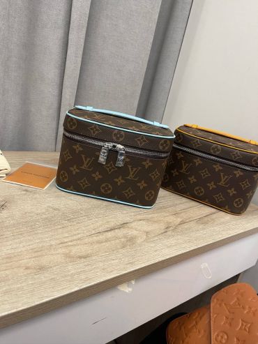 Несессер  Nice mini из вощеной канвы Monogram Macassar Louis Vuitton LUX-114838