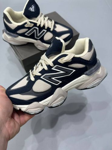 Кроссовки   LUX-114968