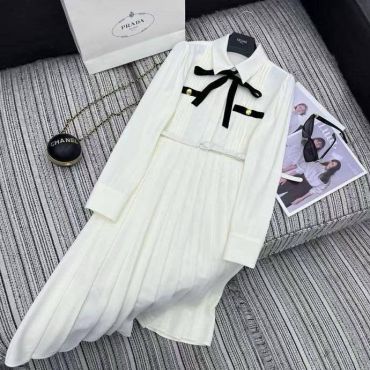 Платье Yves Saint Laurent LUX-115035