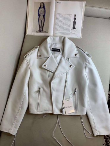 Кожаная куртка Balenciaga LUX-115306