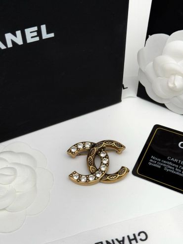 Брошь Chanel LUX-115524