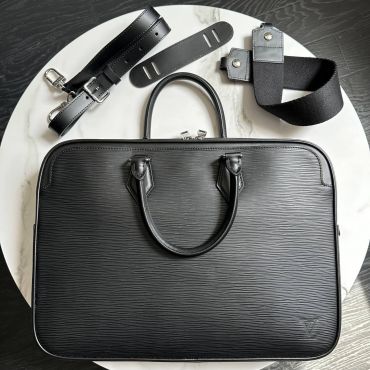 Портфель Louis Vuitton LUX-115579