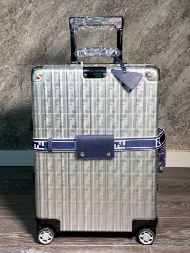 Чемодан  Fendi LUX-115608