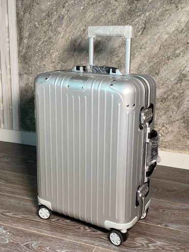 Чемодан Rimowa   LUX-116003