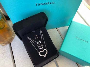 Подвеска   из золота 18 карат с бриллиантами Tiffany&Co LUX-116358