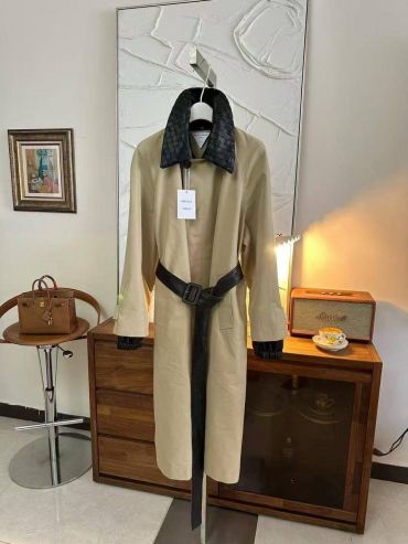 Плащ Bottega Veneta LUX-117530