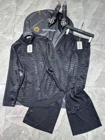 Костюм женский  Balenciaga LUX-117720