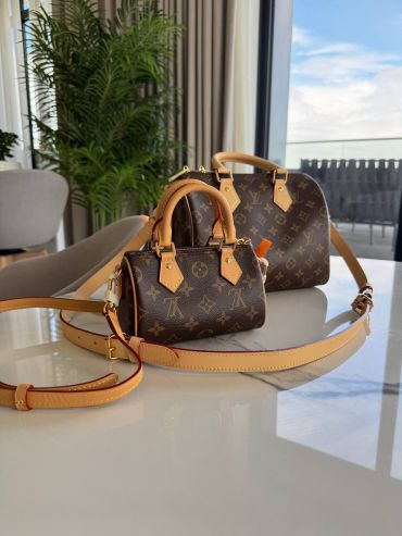 Сумка женская  Nano Speedy 16 Louis Vuitton LUX-117850