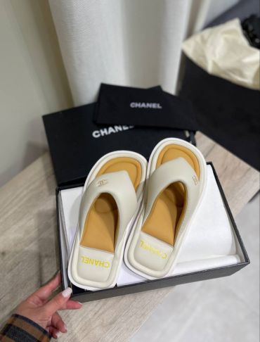 Шлепанцы Chanel LUX-119081