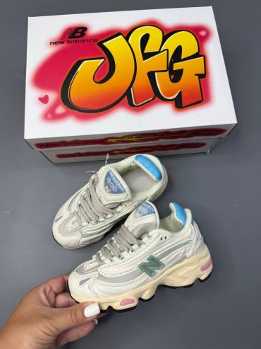 Кроссовки  LUX-120442