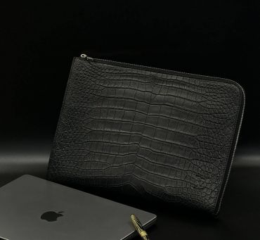 Папка из натуральной кожи крокодила  Louis Vuitton LUX-121513