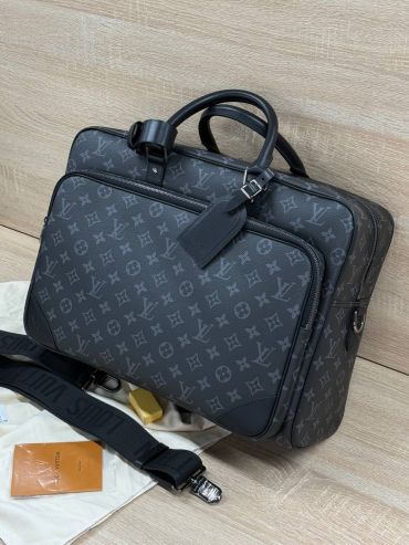 Сумка мужская Louis Vuitton LUX-121616