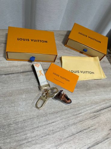 Брелок Louis Vuitton LUX-121674