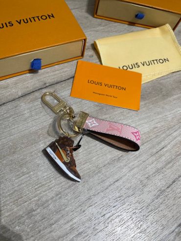 Брелок Louis Vuitton LUX-121672