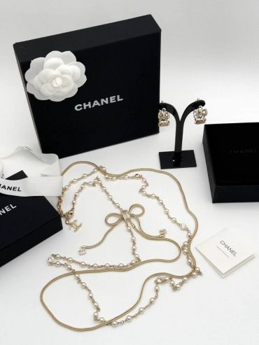  Колье Chanel LUX-122097
