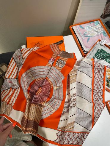  Платок Hermes LUX-122342