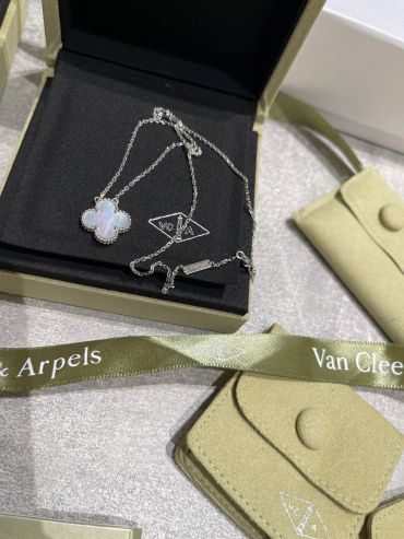 Кулон Van Cleef LUX-122547