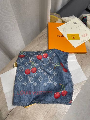 Платок  Louis Vuitton LUX-122508