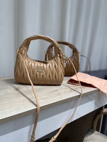 Сумка женская 25 cm Miu Miu LUX-122739