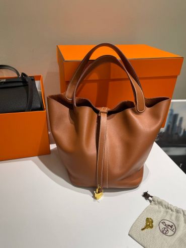 Сумка женская  PICOTIN LOCK 22 Swift Hermes LUX-123180