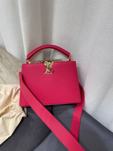 Сумка женская Capucines  Louis Vuitton LUX-123303