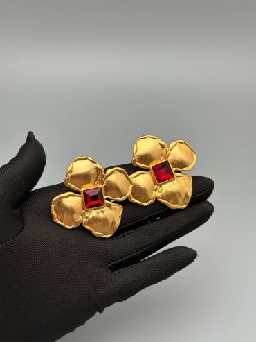 Клипсы Yves Saint Laurent LUX-123664