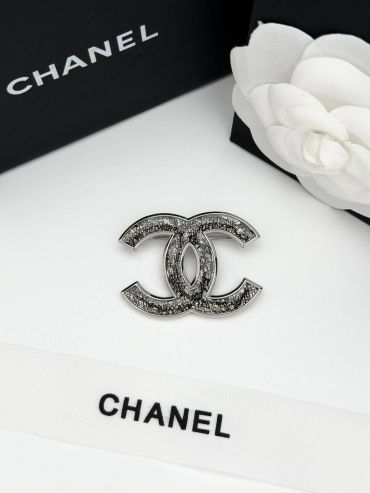 Брошь Chanel LUX-124130