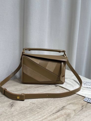 Сумка женская  Loewe LUX-126145