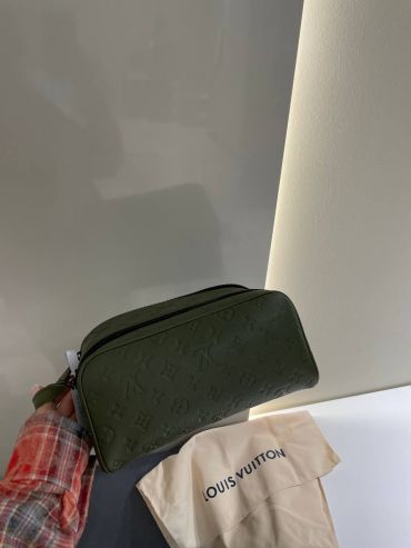 Несессер  Louis Vuitton LUX-127357