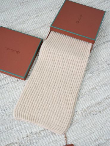 Шарф  Loro Piana LUX-127429