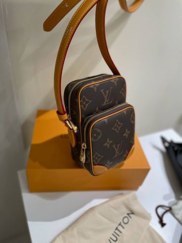 Сумка мужская  Louis Vuitton LUX-127604