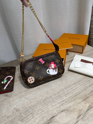 Кошелёк Louis Vuitton LUX-127840