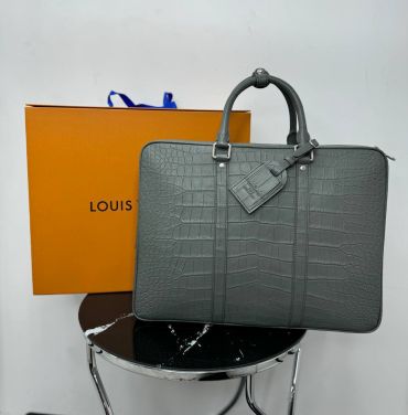 Портфель из натуральной кожи крокодила Louis Vuitton LUX-128483