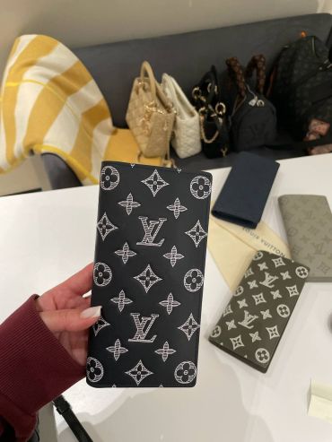 Портмоне Louis Vuitton LUX-130029